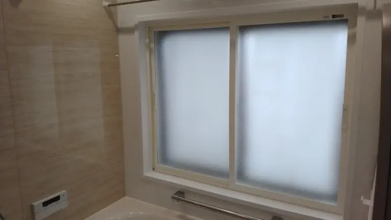 【黒川郡大和町】浴室内窓設置工事（YKK内窓ライトU・ユニットバス併用）