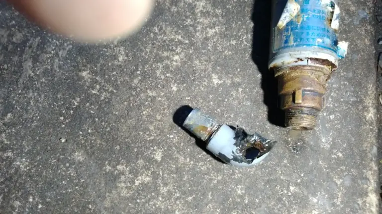 【黒川郡大衡村】漏水修繕工事（不凍水抜栓柱交換・コンクリート斫り）